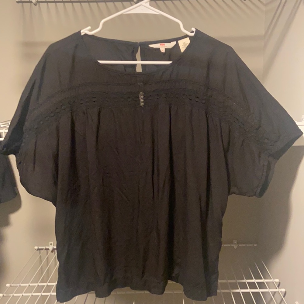 NWOT * Levi’s Black Embellished Blouse in Size Large